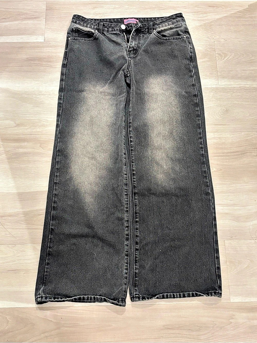 edikted Magda Washed Low Rise Baggy Jeans Black M